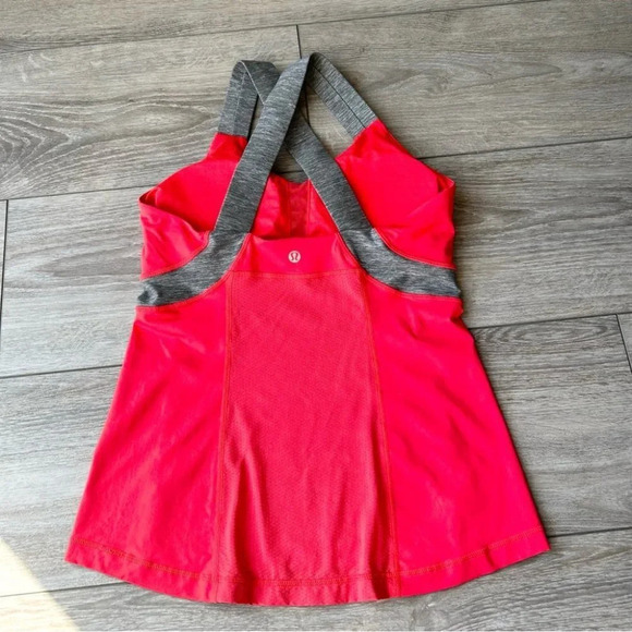 Lululemon Push  Your Limits Poncho Coral - Picture 9 of 13